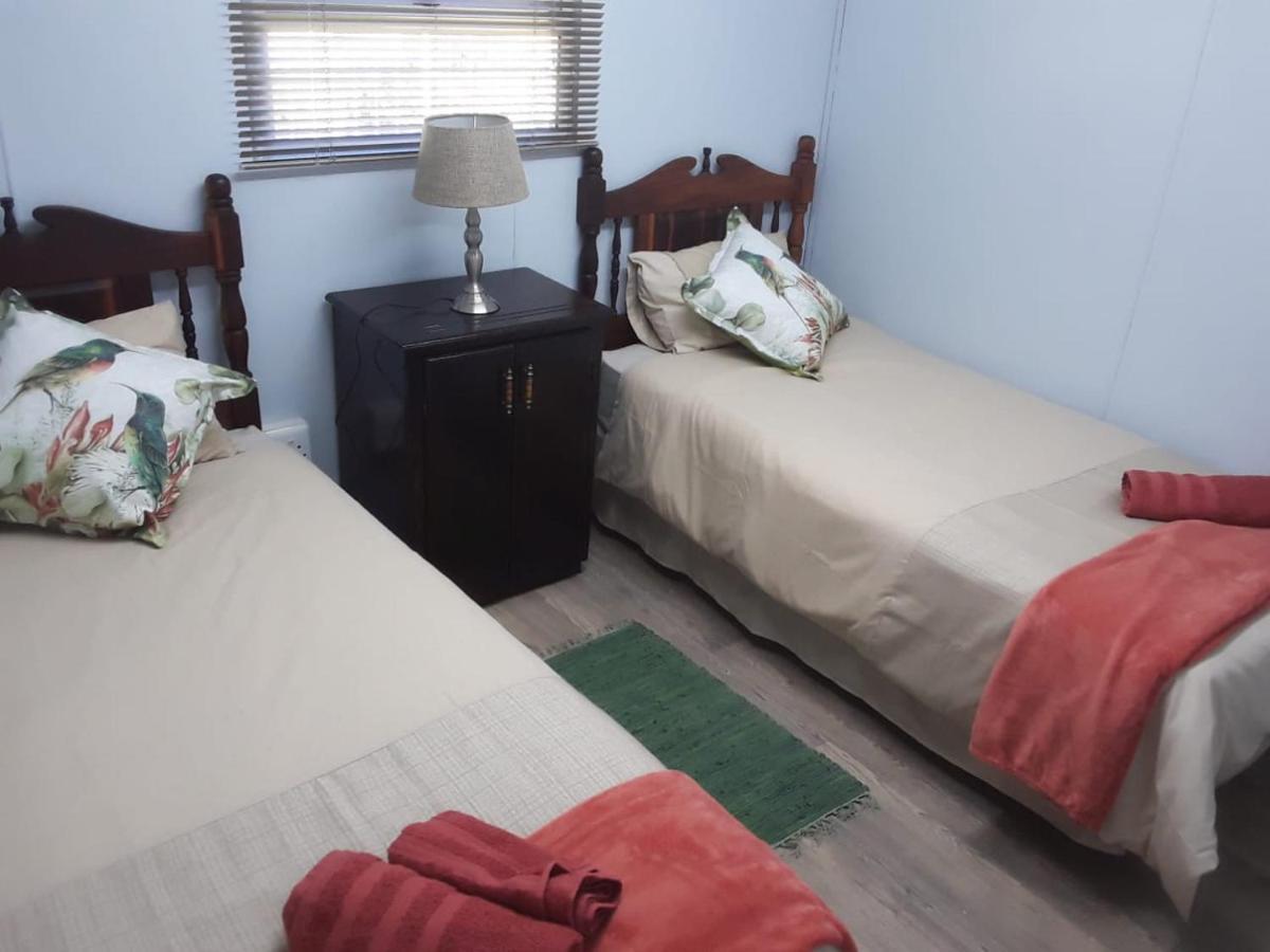 Nadine'S Self-Catering Accommodation Stormsrivier Εξωτερικό φωτογραφία